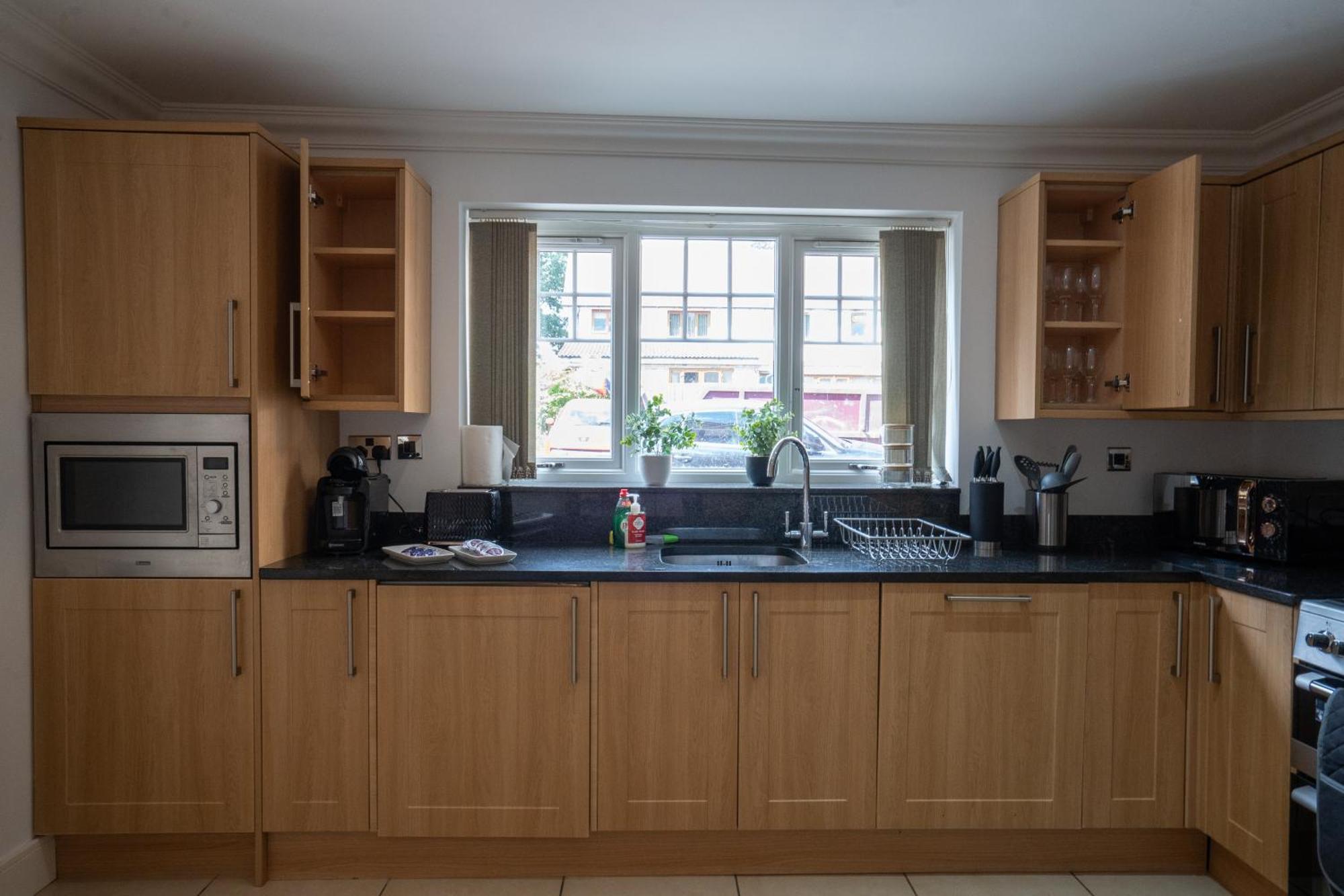 Emirates House, Luxe 5 Bed, With King Sized Beds, Next To Aiport & Nec, Jlr 5 Mins Villa Marston Green Buitenkant foto