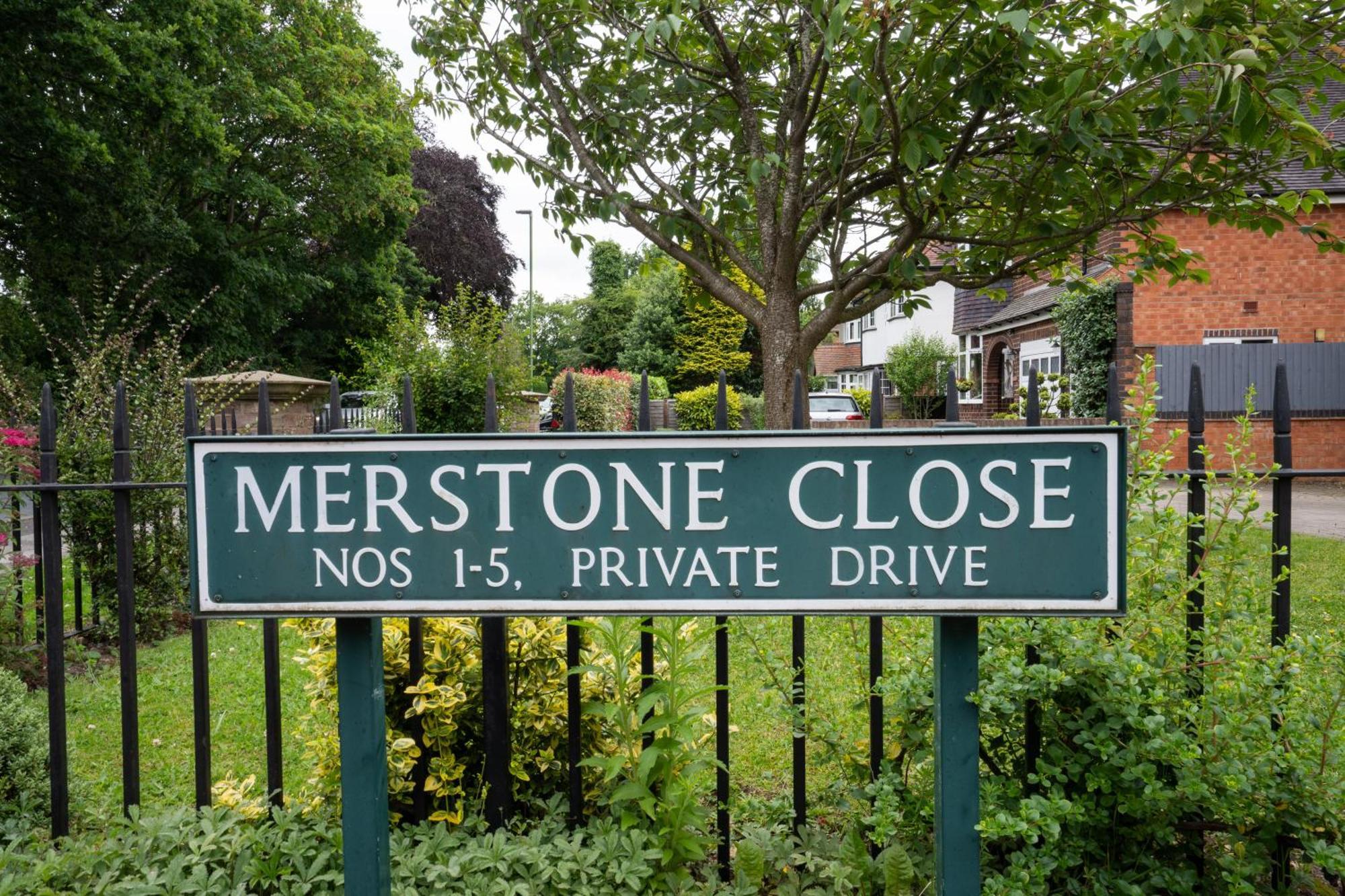 Emirates House, Luxe 5 Bed, With King Sized Beds, Next To Aiport & Nec, Jlr 5 Mins Villa Marston Green Buitenkant foto